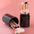 Miniatyrbillede 4 af 11: PU Læder Bærbar Makeup Børster Cylinder Holder Kosmetisk Organizer Etui Opbevaringsbeholder (Uden Spænde) Sort