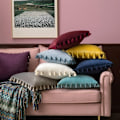 Miniatyrbillede 3 af 6: Pakke med 2 fløjlsbløde, ensfarvede dekorative pudebetræk med kvaster, frynser, boho-accent, pudebetræk til sofa, seng (12 x 20 tommer, guld)