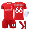 Pikkukuva 1 / 2: 2023-2024 Liverpoolin lasten jalkapalloasusetti, jossa sukat ja polvisuojat - nro 66 ALEXANDER-ARNOLD#L No.66ALEXANDER-ARNOLD #L