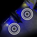 Miniatyrbillede 1 af 5: LED dobbelt-sensing bildør velkomstlys projektion nat atmosfære dekorativ spotlight induktionsswitch (2 stk.)