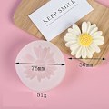 Miniatyrbillede 4 af 6: 4 stk Daisy Harpiksform Daisy Form Blomsterform Smykke Harpiksstøbeforme Håndlavet Silikonform til Harpikslysfremstilling Former Craf daisy-4-pack