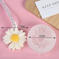 Miniatyrbillede 2 af 6: 4 stk Daisy Harpiksform Daisy Form Blomsterform Smykke Harpiksstøbeforme Håndlavet Silikonform til Harpikslysfremstilling Former Craf daisy-4-pack