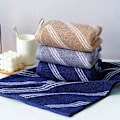 Pikkukuva 3 / 6: Beachland Luxury Suuri Rantapyyhe 29,5 x 13 tuumaa - Ylimääräisen Pehmeä Raidallinen Hotelli- ja Lomakeskus-Tyyli 100% Puuvilla