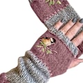 Miniatyrbild 4 av 5: Varm stickade vantar för kvinnor, höst vinter, fågelbroderade stickade fingervantar, färgblock, stretchiga, 01