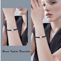 Miniatyrbilde 4 av 5: Wekity Hjerte Initial Armbånd for Kvinner Gaver Brev Hjerte Charm Armbånd Justerbar Håndlaget Tau Flettet Armbånd for Kvinner Tenåringsjenter,C