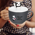 Miniatyrbillede 3 af 5: Grå Panda krus med 3D figur låg og ske, keramisk kaffe- eller tekop, 22OZ