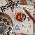 Pikkukuva 4 / 5: Conquest Journals Harry Potter -akvarellivinyylitarrat, 50 kpl, vedenpitävät ja UV-kestävät, loistavat kaikkiin laitteisiisi, Potterfy All The Things