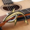 Miniatyrbild 5 av 11: Shark Capo i zinklegering, mjuk och elastisk för akustisk gitarr, ukulele, mandolin, banjo, guld