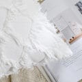 Miniatyrbild 3 av 5: 2-pack Boho kuddfodral Rutig frans Boho stil Linne Rutig textur Kuddfodral för soffa sovrum soffa vardagsrum (Vit, 12 x 20 tum)