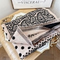 Miniatyrbillede 4 af 4: Blødt Cashmere-lignende Sjal til Kvinder Vintervarme Sjal Stor Shawl Wrap Gave (Beige)