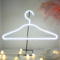 Miniatyrbillede 1 af 3: LED Tøj Bøjle Neon Lys Skilt Bryllupskjole Soveværelse Romantisk Dekoration (Hvid)