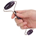 Miniatyrbilde 11 av 11: Bærbar ansiktsmassasjerull, ansiktsmassasjerull, hjerteformet Gua Sha-tavlesett (ametystrull, hjerteformet Gua Sha-tavle)