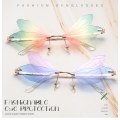 Miniatyrbilde 2 av 5: Dragonfly Wing Shape Solbriller for Kvinner/Menn Rammeløse Uregelmessige Briller Shades Party Solbriller