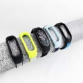 Miniatyrbillede 4 af 4: Justerbar Nylon Sportsrem til Xiaomi Mi Band 3/ Band 4/Band 5/Band 6/Band 7 med Silikone Etui Stripe Black