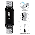 Pikkukuva 3 / 5: Joustava Nylon Solo Loop -ranneke Xiaomi Mi Band 5 / 6 -älykelloon, säädettävä ranneke mustalla kellokotelolla Black  White