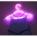 Miniatyrbillede 3 af 5: LED Tøjbøjle Neon Lys Skilt Soveværelse Romantisk Dekoration Pink