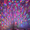 Miniatyrbillede 5 af 5: 1 stk. Stjerneprojektorlys med 7 farvemønstre og fjernbetjening, Multifunktionel polarprojektor natlampe til soveværelsesatmosfære A