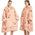 Miniatyrbillede 4 af 5: Oversized Hætteklæde Tæppe Sweatshirt til Kvinder, Printet Flanel Sherpa Tæppe Stor Lomme, Super Blød Varm Hyggelig Bærbar Tyk Hættetrøje One Size Passer Til Alle
