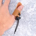 Miniatyrbillede 2 af 4: 3 stk. Praktiske enkeltfinger beskyttelseshandsker i koskind til recurve bue og pil jagt bueskydningsudstyr (sort, kaffe, brun stil)