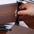 Pikkukuva 4 / 5: Reiäntekotyökalusetti 4mm DIY Teräsreiäntekotyökalu Ompelutyökalut Nahkatyö Lävistys Ompelu Meiseli Setti 1/2/4/6 Piikkiä 4 Kappaletta
