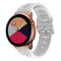 Miniatyrbillede 2 af 4: Silikone Udhulet Blommeblomst Armbåndsrem Til Samsung Galaxy Watch 5 40mm/44mm/Watch 5 Pro 45mm White