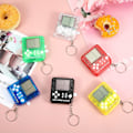Miniatyrbillede 4 af 5: 6 Stk. Byggeklodser Spillekonsol Nøgleringe Mini Byggeklods Spil Legetøj Nøgleringe $6 Stk. Klassiske Bærbare Spillekonsoller Med Hængende Kæde