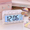 Pikkukuva 1 / 4: Kawaii Cinnamoroll My Melody Kuromi Pöytäyövalo Elektroninen LED-herätyskello Sanrioed Elektroninen Herätyskello Lahja b Cinnamon roll-3
