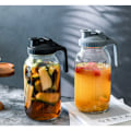 Miniatyrbild 5 av 5: 2-pack 1,9 liters glaskanna, halv gallon Mason Jar-kanna med bred öppning och lufttätt lock för iste, kallbryggt kaffe, kylskåpsvatten, bröstmjölk