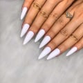 Miniatyrbillede 1 af 4: 24 stk. Falske Negle Matte Ren Farve Medium Lange Stiletto Mandel Tryk på Negle Falske Spidser Kunstige Finger Manicure til Kvinder og Piger (Sort)