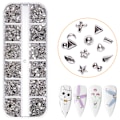 Miniatyrbilde 3 av 5: Rhinestone Nail Art