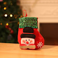 Miniatyrbilde 5 av 8: Festlige Miniatyr Julestrømper, 3D Plysjdesign Gir Glede Til Julehøytiden, Ideell For Julegavepose Og Hjemmekontorinnredning (Sett Med 4)