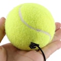Pikkukuva 4 / 5: Tennistreenisetti, pohja ja 3 palloa