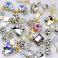 Miniatyrbillede 7 af 7: 8 stk. Neglecharms Metal Alloy 3D Neglediamanter Rhinestone Krystal Neglesøm Manicure Smykker til Håndværk DIY Neglekunst Vedhæng