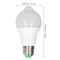 Miniatyrbilde 5 av 5: LED-pære med PIR-bevegelsessensor for korridor, soverom, trapp, gang - 85-265V ren hvit