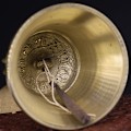 Pikkukuva 4 / 5: Tiibetin buddhalaisen meditaatiokellon ja dorjen setti