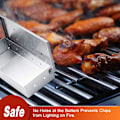 Miniatyrbild 3 av 5: BBQ Rökbox för Kolgrillning, Fler Rökventiler för Förbättrad Smak, Lättöppnat Gångjärnslock för Snabbt Byte av Träflis, Hållbart Rostfritt Stål