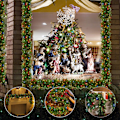 Miniatyrbild 4 av 7: Lysande Julglädje, Förbelyst Julgirlang, Flexibel Form, Frodig Tallgirlang Prydd med Röda Bär och Kottar, 360 cm Lång, 25,5 cm
