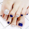 Miniatyrbillede 1 af 4: 24 stk. Falske Negle til Tæer Blå Sølv Glitter med Sten Tryk på Negle Falske Spidser Kunstig Pedicure til Kvinder og Piger