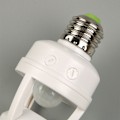 Miniatyrbillede 5 af 8: 100‑240V E27 Sensorlys Sokkel 10‑300 Sekunders Forsinkelsestid 6m Sensing Distance IR Bevægelsesaktiveret Lampe Pæreholder Adapter