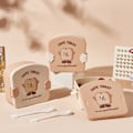 Miniatyrbillede 4 af 5: Khaki Toast Mønster Låg Børne Bento Box Tegneserie Udseende Opdeler Madbeholder Skole Bærbar Frokost Opbevaringsboks