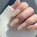 Miniatyrbilde 2 av 6: Nude Kvadratiske Trykk-på Negler, Kort, Svart Hvit Akryl Trykk-på Negler