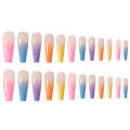Miniatyrbilde 7 av 7: 24 stk Gradient Farger Regnbue Barn Falske Negl Pre-lim