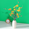 Miniatyrbillede 3 af 3: 1 stk. Simulation Blommeblomstgrene Falsk Bægerblad Canthus Buket Falsk Blommeblomst Ornamentgul