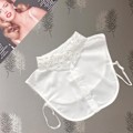 Pikkukuva 1 / 5: Naisten tekoviulus Irrotettava puolikas Trendikkäät vaatetusasusteet Hollow collar White