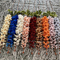 Miniatyrbild 4 av 5: 1 Gren Konstgjord Blomma Ingen Vattning Lättviktig Falsk Lång Stjälk Riddarsporre Simuleringsblomma Heminredning för Kontor Red Orange