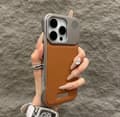 Fodral för iPhone 15 Pro brun Ramlös Aromaterapi Läder Magnetisk Metall