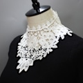Miniatyrbilde 2 av 5: Dame falsk krage Avtakbar halv Falsk Utgravet Blonde Turt White