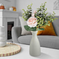 Miniatyrbilde 4 av 5: Simulerte Blomster Rosebuketter Håndholdte Blomster Vegg Beige