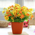 Miniatyrbillede 4 af 5: 1 Buket 28 Hoveder Kunstig Tusindfryd Kunstig Silkeblomst Hjem Bryllupsdekoration Yellow