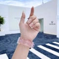 Miniatyrbillede 3 af 5: Pink Pink kompatibel med Samsung Galaxy Watch Active 2 Farveskift i sollys rem